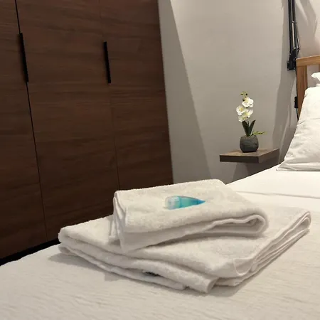 White Tower Area Loft 아파트